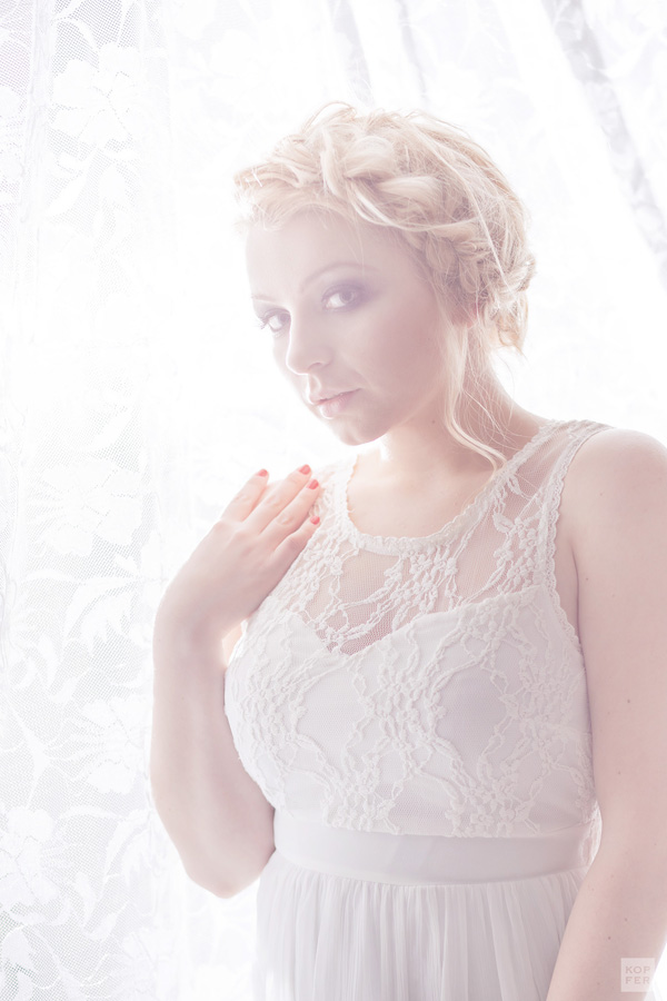 Fotografia Damian Kopka - Kopfer, glamour,  fotograf, łódż, łódzkie, tfp,  portret, sesje zdjęciowe, buduarowo, zmysłowo, kobieco