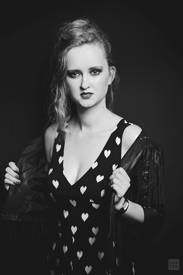 Fotografia Damian Kopka - Kopfer, glamour,  fotograf, łódż, łódzkie, tfp,  portret, sesje zdjęciowe, buduarowo, zmysłowo, kobieco